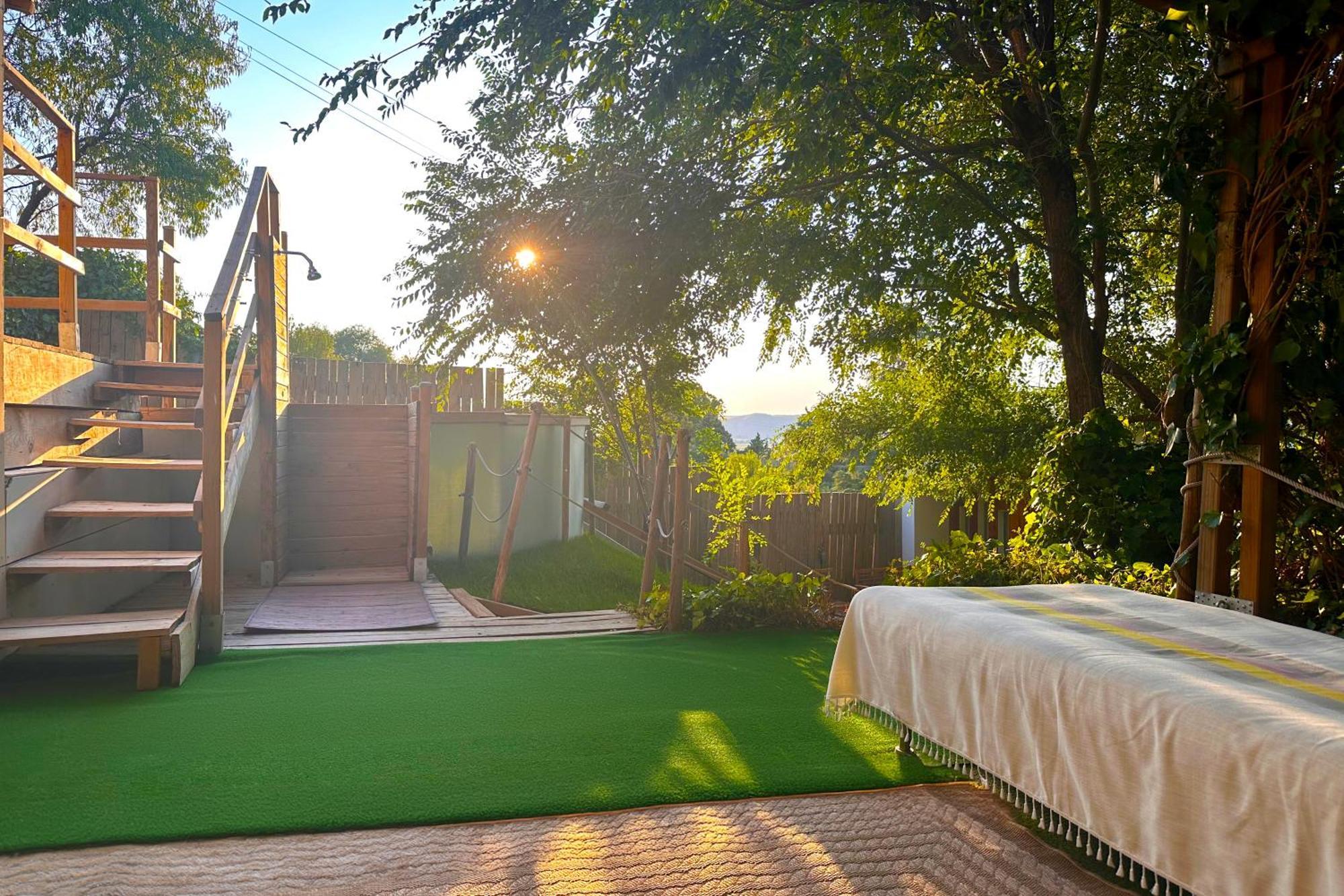 Fee4Me Cabin With Pool And Garden Сан-Мартин-де-ла-Вега Экстерьер фото