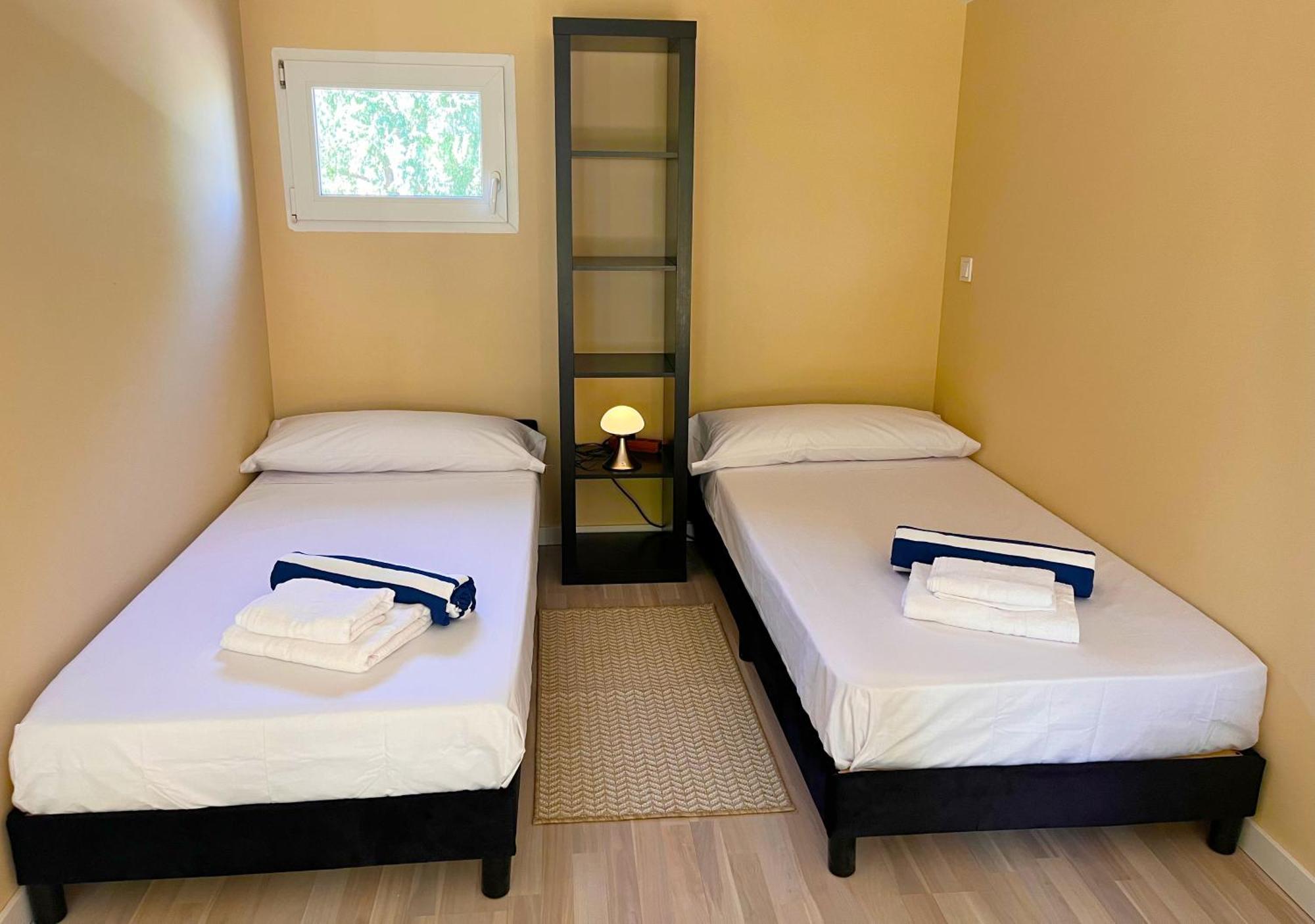 Fee4Me Cabin With Pool And Garden Сан-Мартин-де-ла-Вега Экстерьер фото