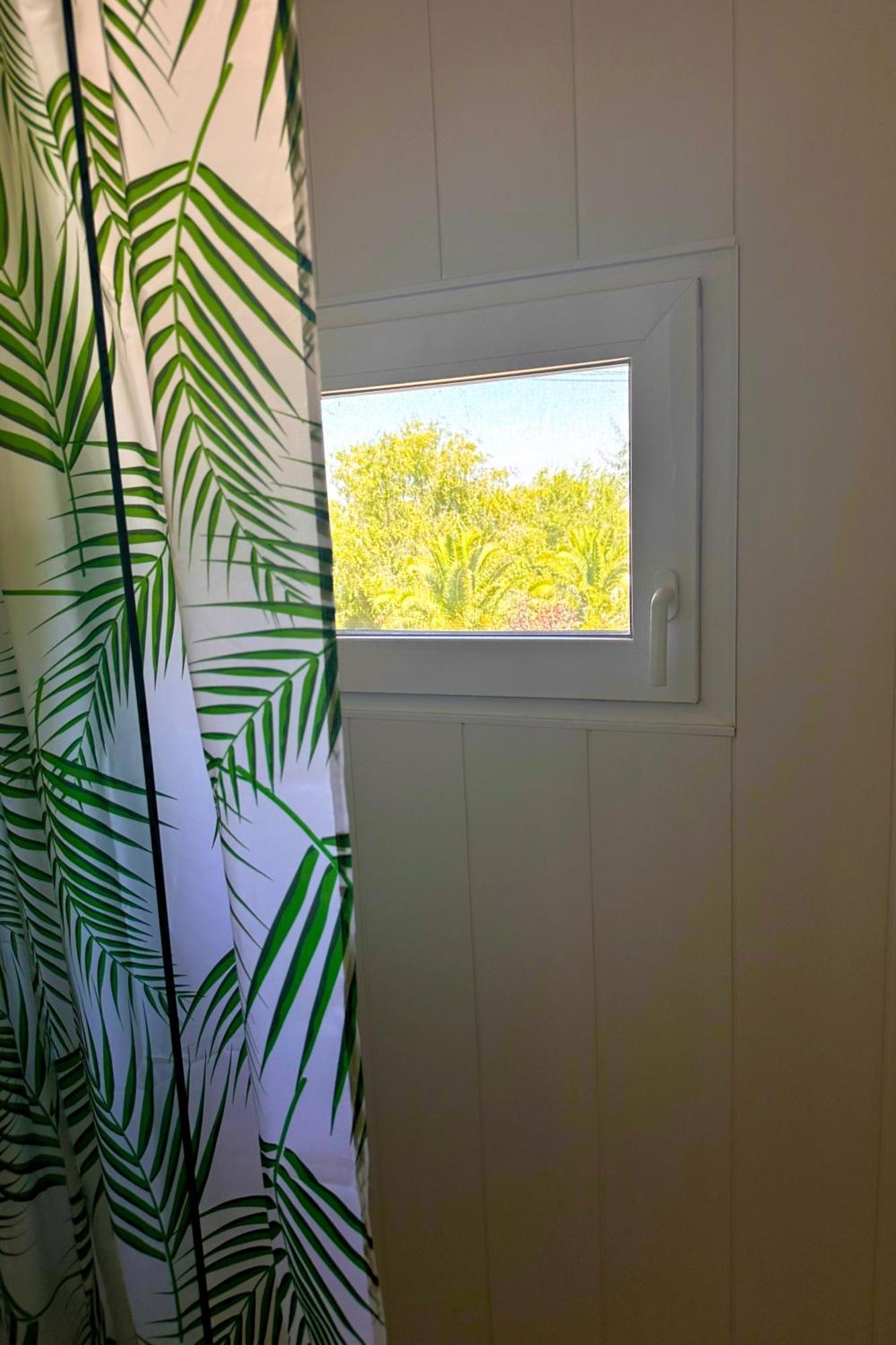 Fee4Me Cabin With Pool And Garden Сан-Мартин-де-ла-Вега Экстерьер фото